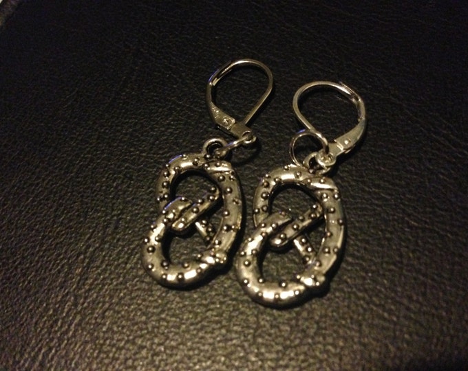 Pretzel Earrings