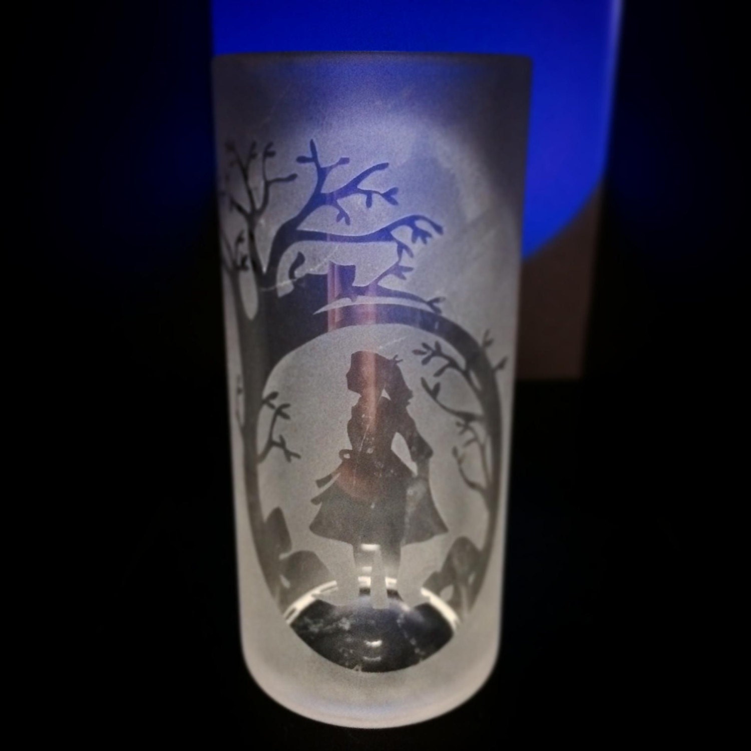 alice and wonderland glass