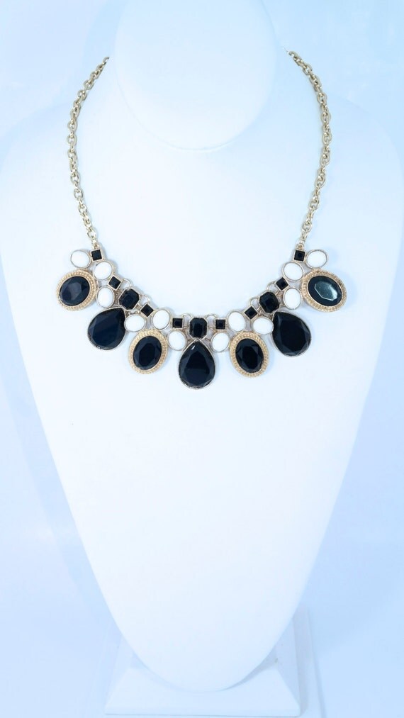 Black and White gold necklace