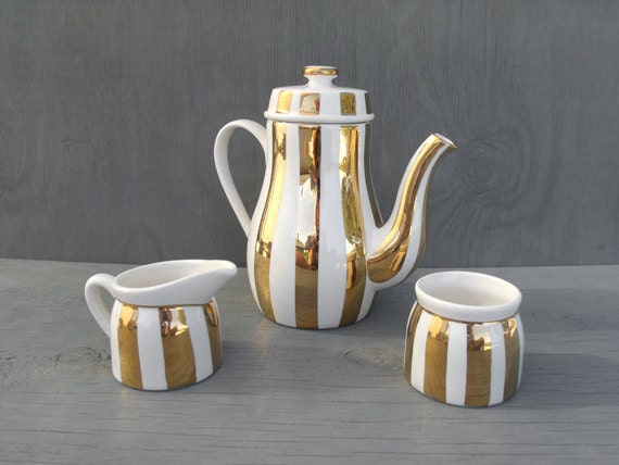 Laurie Gates Los Angeles Pottery White and Gold by ...