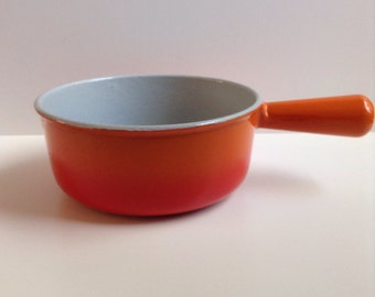Vintage Cast Iron Casserole Cousances Le Creuset Orange Flamme Ndeg24 Vintage Cast Iron Casserole Cousances Le Creuset Orange Flamme Ndeg24