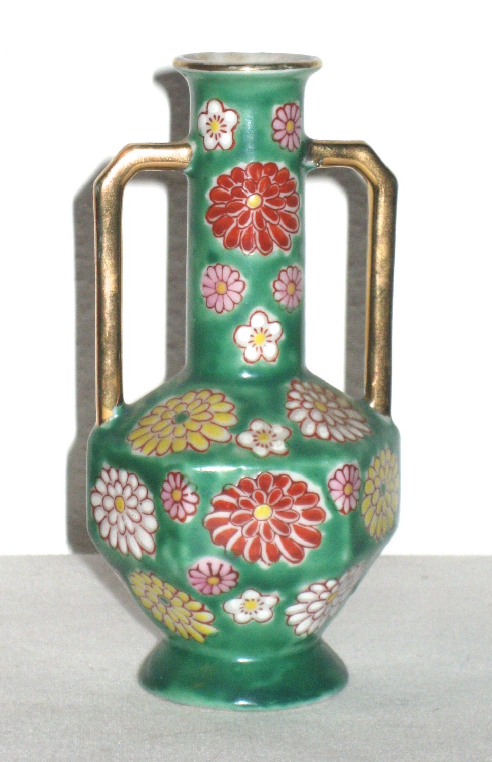 Vintage small painted ceramic floral vase Japan flowers green