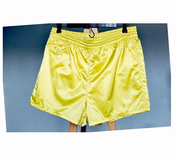 60s Boxing Shorts 36 // Retro Yellow Satin Boxer's