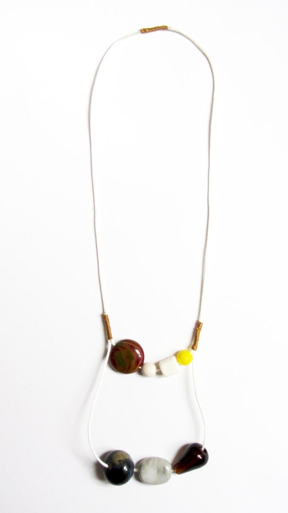 NECKLACE NEO brown.