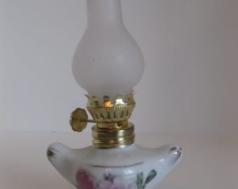 mini porcelain ANTIQUE OIL LAMP, pink rose, shabby chic, rustic, cottage, small, brass, kerosene lamp, collectible, gold