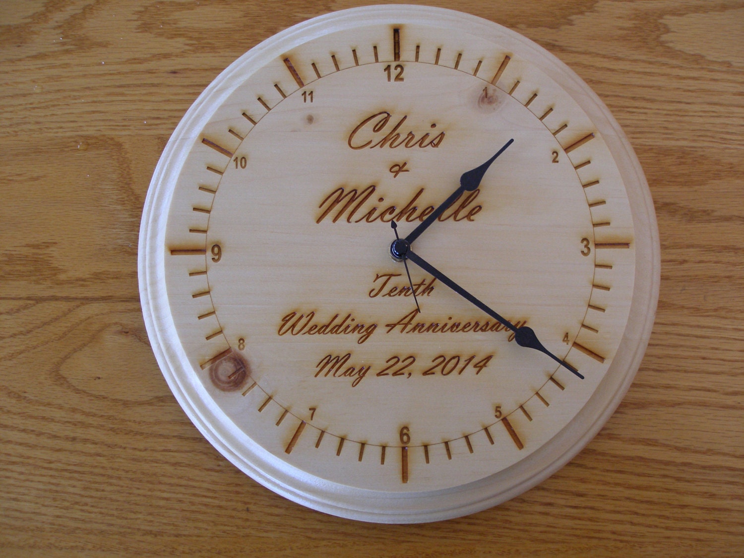 Personalized wedding anniversary family couple wall clock
