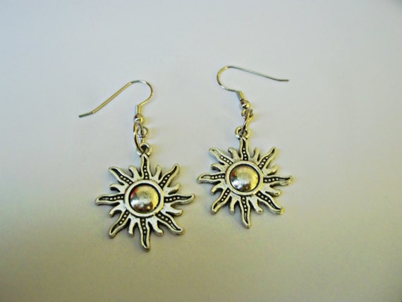 Sun Earrings - 90s style Earrings