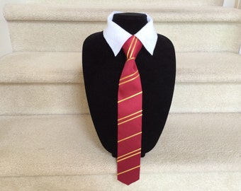 Gryffindor Tie: Harry Potter Inspired Striped Tie and Shirt Collar Combo for Gryffindor; Hogwarts Wizard Costume Tie; Photo Prop Tie