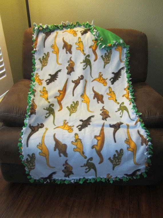 Dinosaur No Sew Fleece Blanket