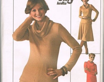 Long Cowl Neck or Turtleneck Dress, Skirt Pattern - Size Medium, 12 - 14, Bust 34 - 36 Inch - Simplicity 7750 - 1970s - Stretch Knits Only