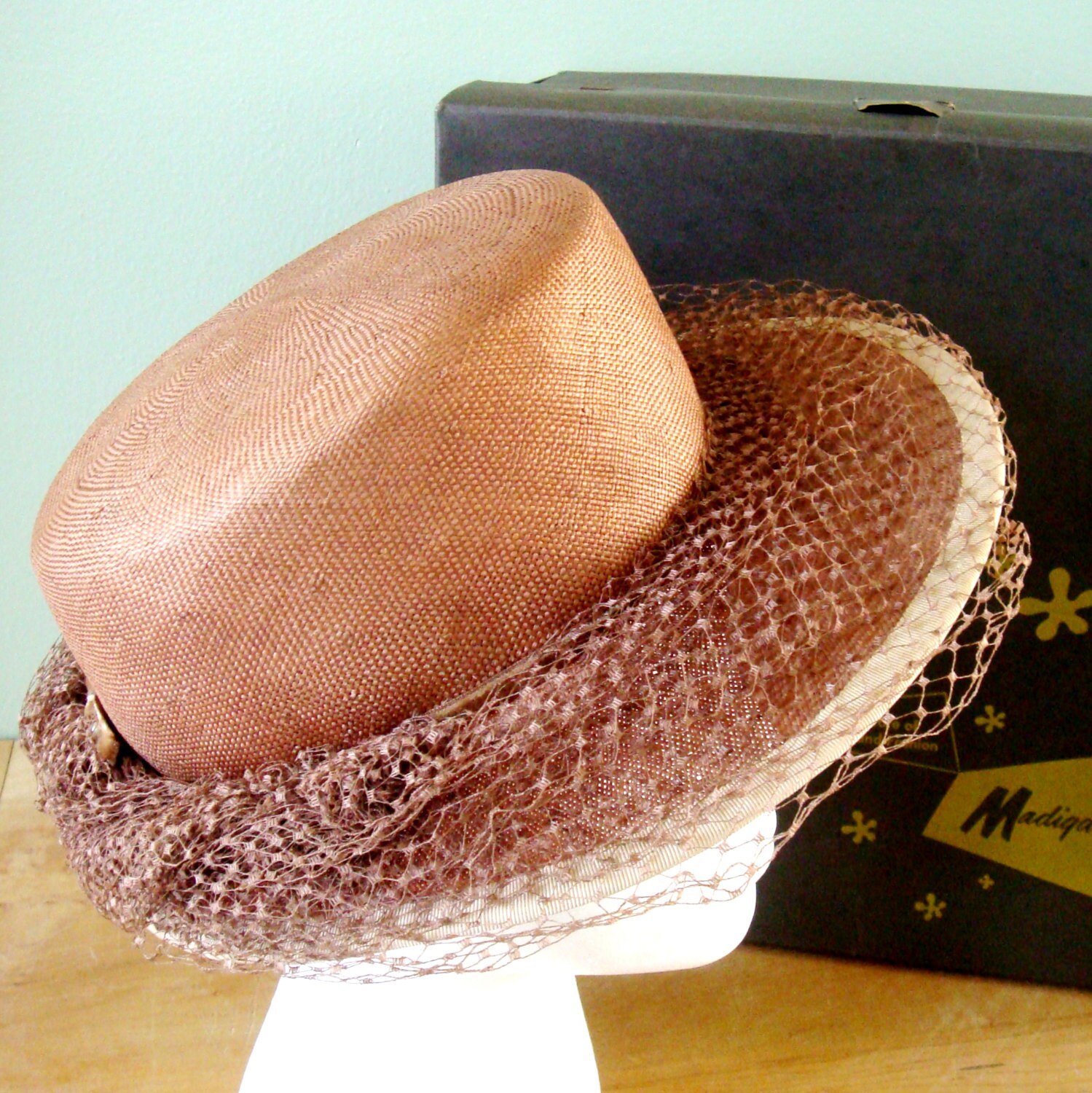 Vintage Straw Hat Straw Boater Hat with Netting Veil Marion