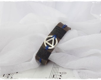 Leather Recovery Bracelet, Men's Leather Cuff Bracelet, AA Bracelet Cuff, Sobriety Bracelet Cuff, Alcoholics Anonymous Cuff, Serenity Cuff