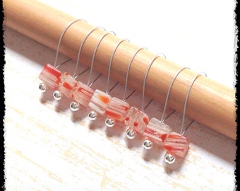 Snag Free Stitch Markers Large Set of 8-- Red and White Millefiori Glass Cubes -- N18 -- For up to size US 17 (12.75mm) Knitting Needle