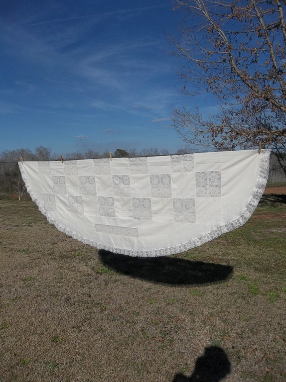 Vintage Tablecloth Ivory Lace Tablecloth ARMY NAVY by ...