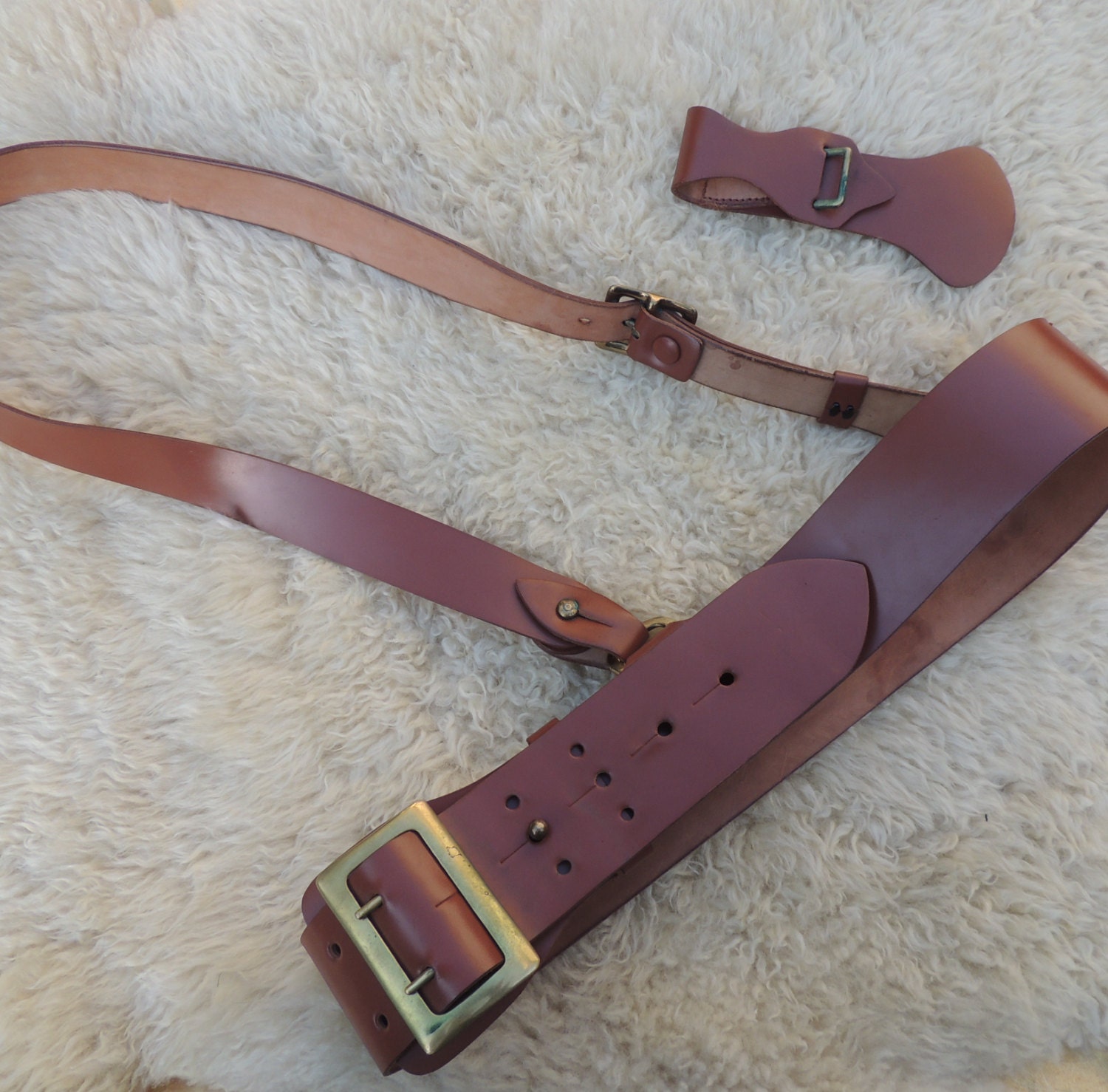 RESERVED SOLD Vtg Brown Leather Sam Browne Belt // Fresh