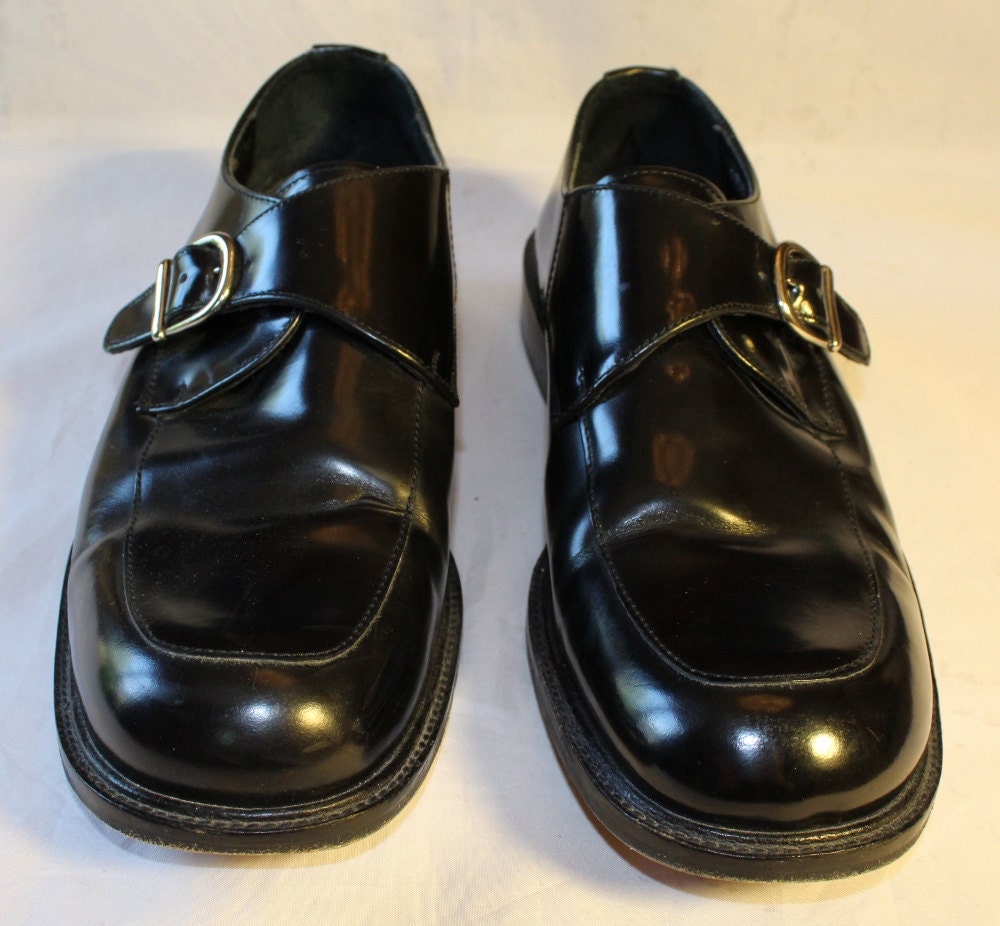 ON SALE Vintage Men's Nettleton Dress Shoes by ilovevintagestuff
