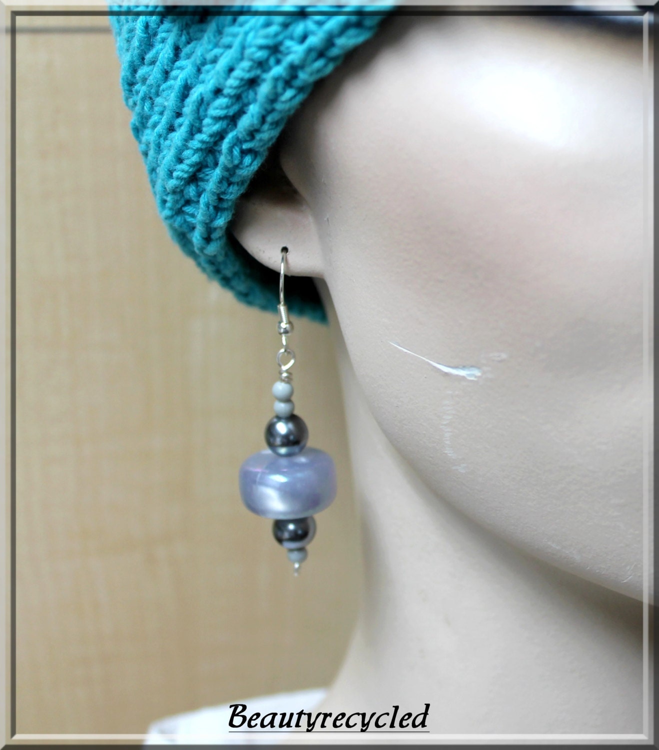 grey resin bead earrings vintage beads glass by BeautyRecycled