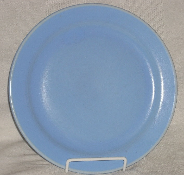 Vernon Kilns Modern California Pottery Azure Blue Dinner Plate Haute