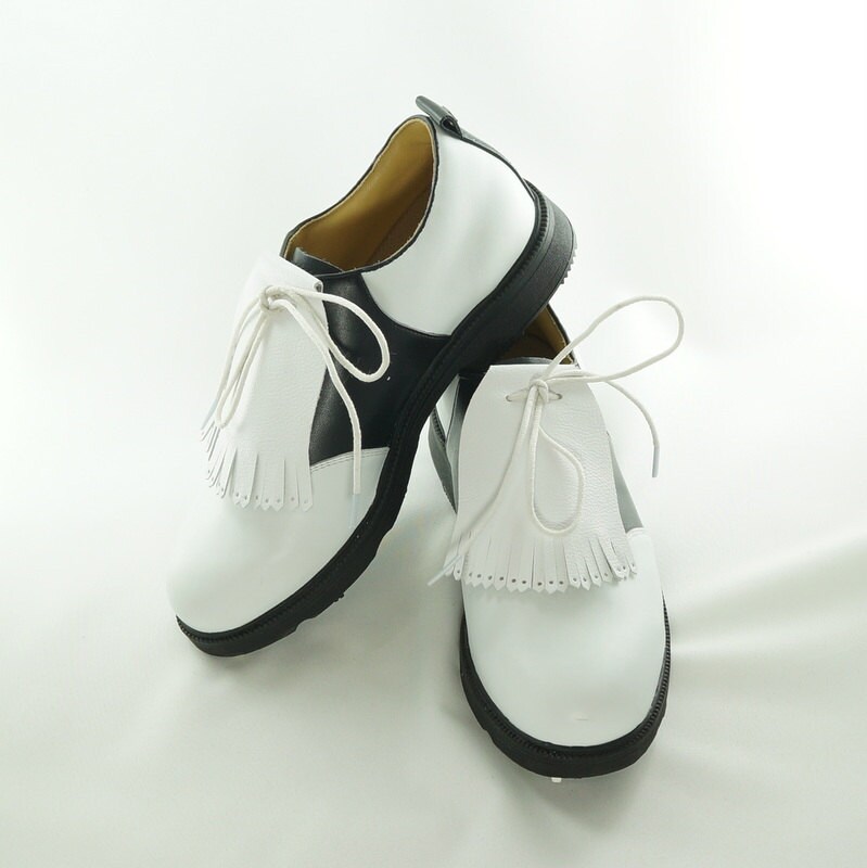 golf shoes with tassels