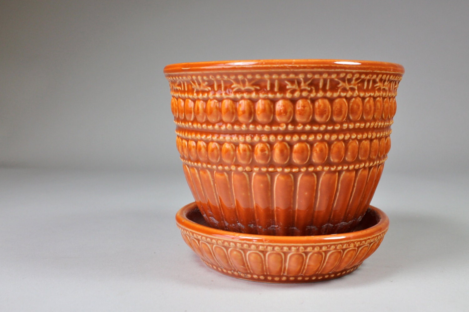 Vintage McCoy Orange Planter Bead Work Pattern Attached Saucer