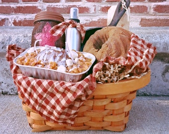 Fresh Baked Country  Kitchen  Gift  Basket by everythingdawn 