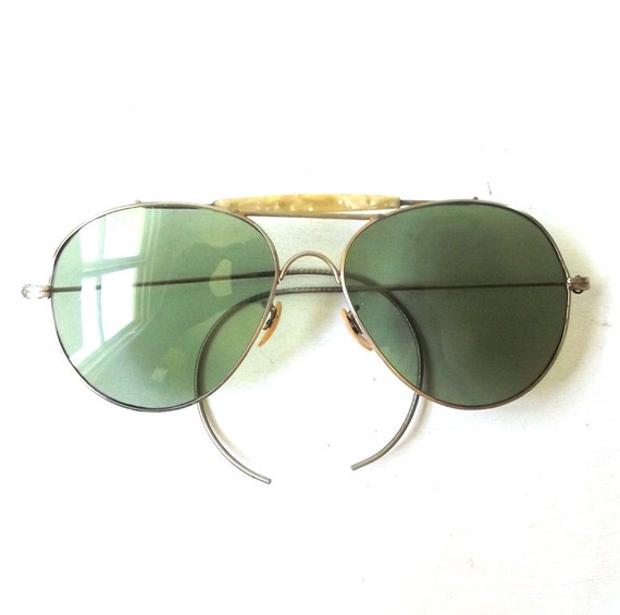 vintage 1940's aviator sunglasses gold metal wire frames