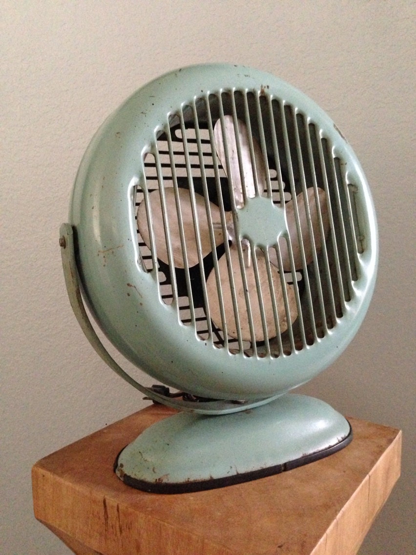 Antique Vintage LASKO electric round industrial floor fan in