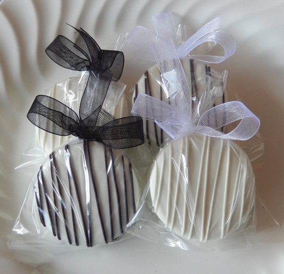 120 Dipped Oreo Cookie Black and White Party Favors - For Weddings - OOT Bags - Rehearsal Dinner - Anniversary or Birthday - Thank You Il_570xn