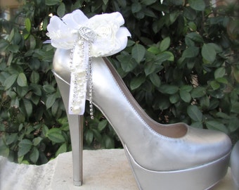 Bridal Shoe Clips White dreams