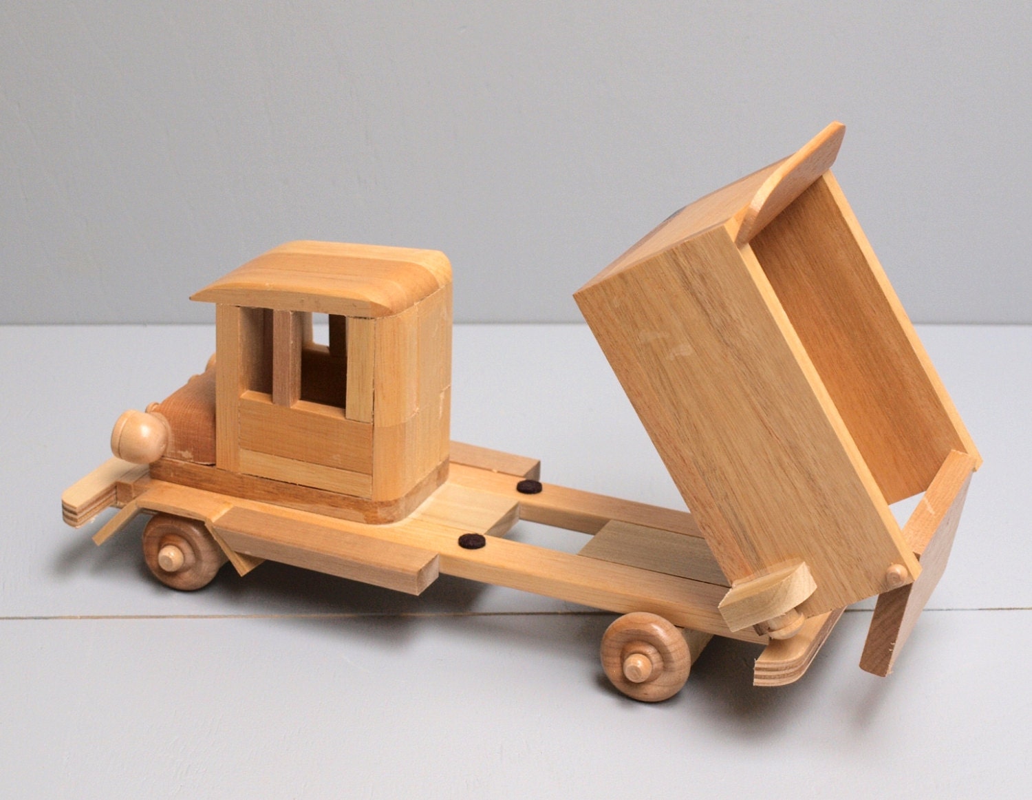 Children's Toy SMALL Wooden Dump Truck Ecofriendly Car