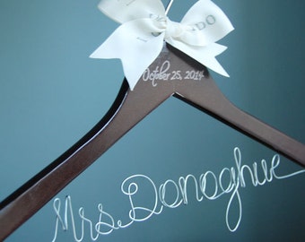 Bride Hanger, Dark Wooden Hangers, Calligraphy Hanger, Personalized Wooden Wire Bridal Hanger, Gift For Her, Maid of Honor Gift,