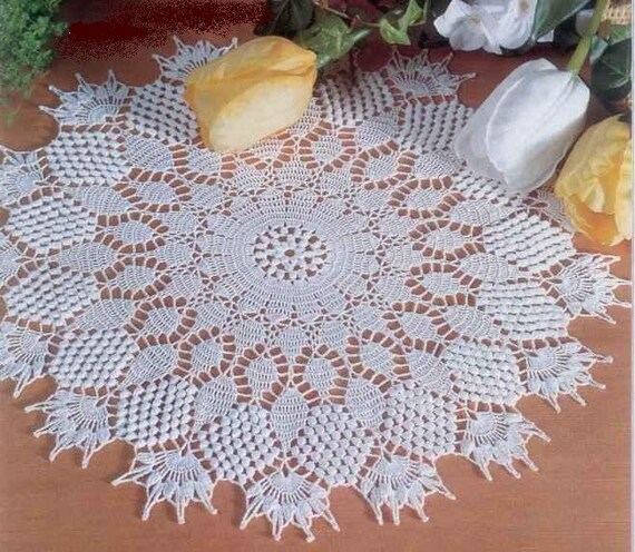 Crochet doily center piecetable decoration PATTERN symbol