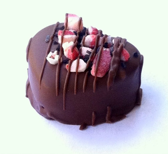 Peppermint crunch artisan shortbread caramels twix