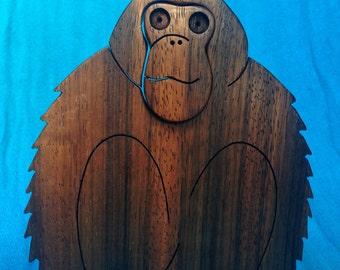 wooden gorilla statue