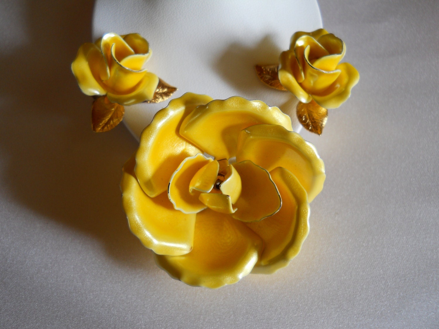 Yellow Metal Enamel Rose Flower Brooch And Earring Set Demi