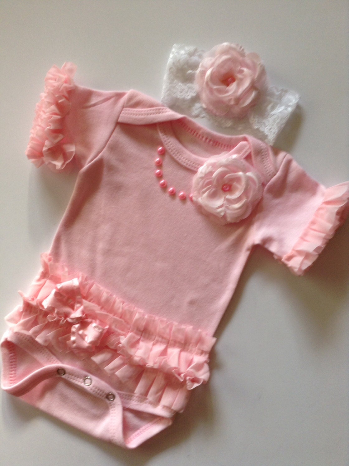 Newborn baby girl outfit pink ruffled pearls lace flowers
