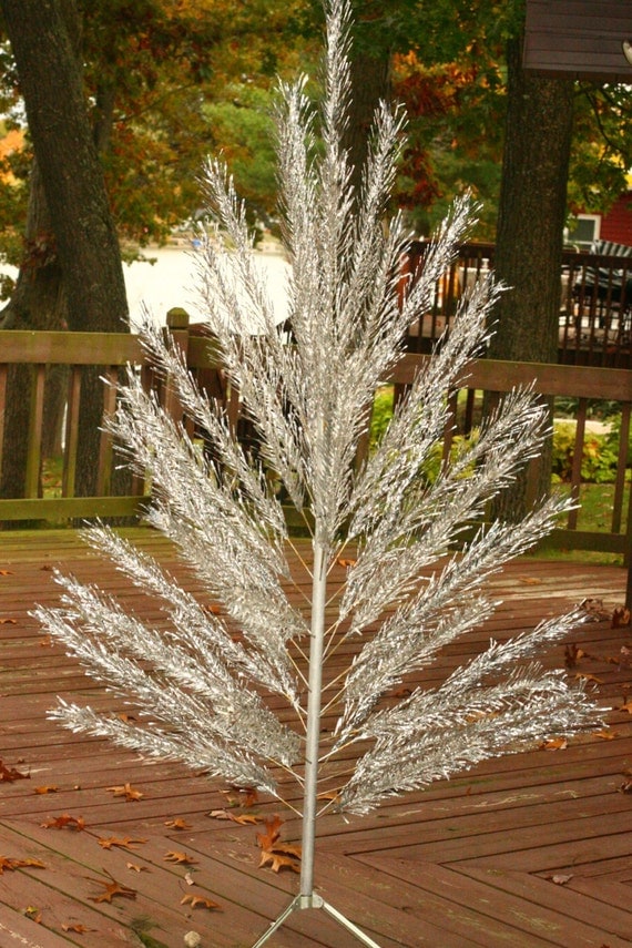 10 off sale aluminum christmas tree 1950 christmas 10 off sale aluminum christmas tree 1950 christmas