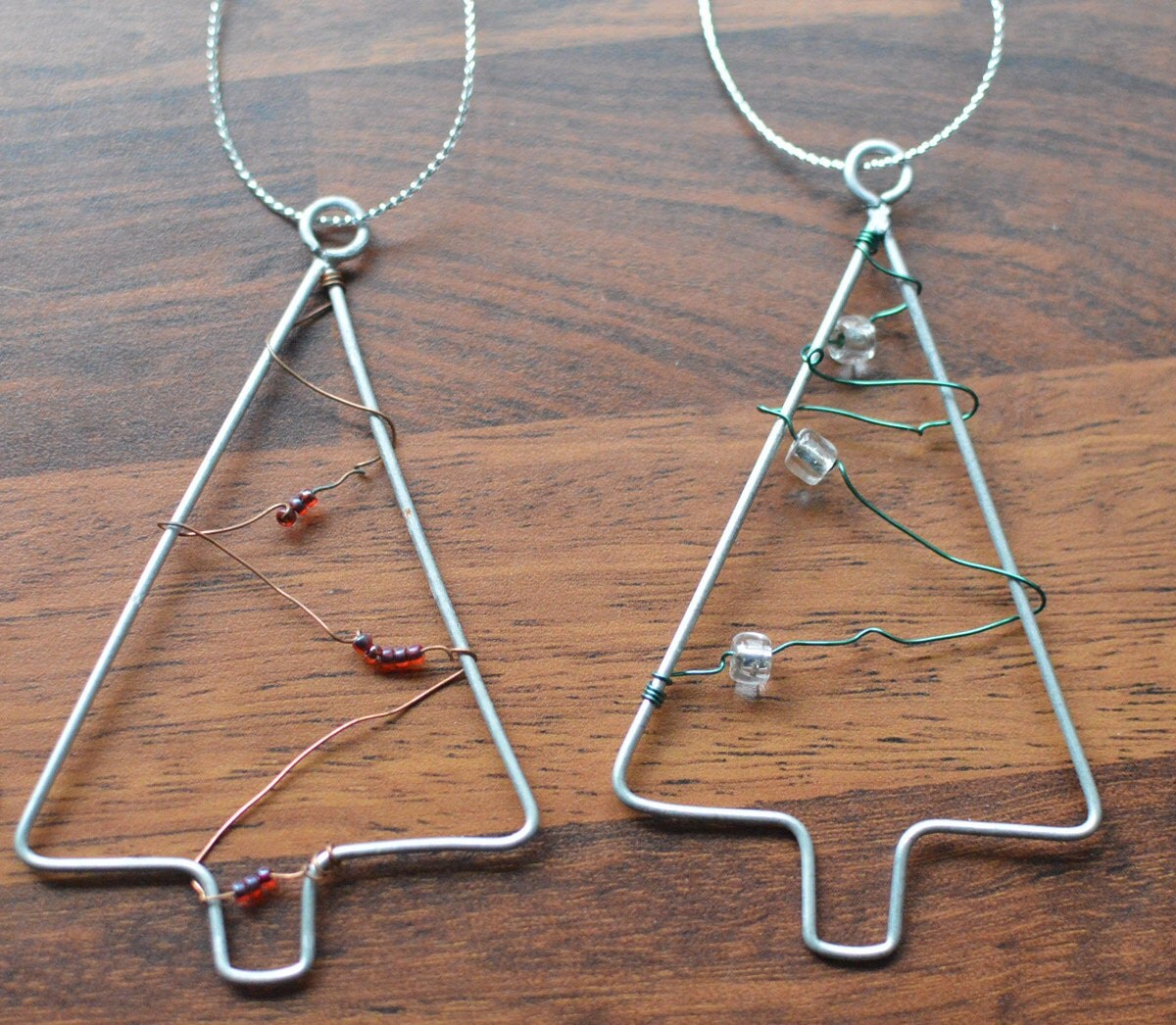 CHRISTMAS TREES Ornament Decoration 5 Hanging Wire Metal TREES
