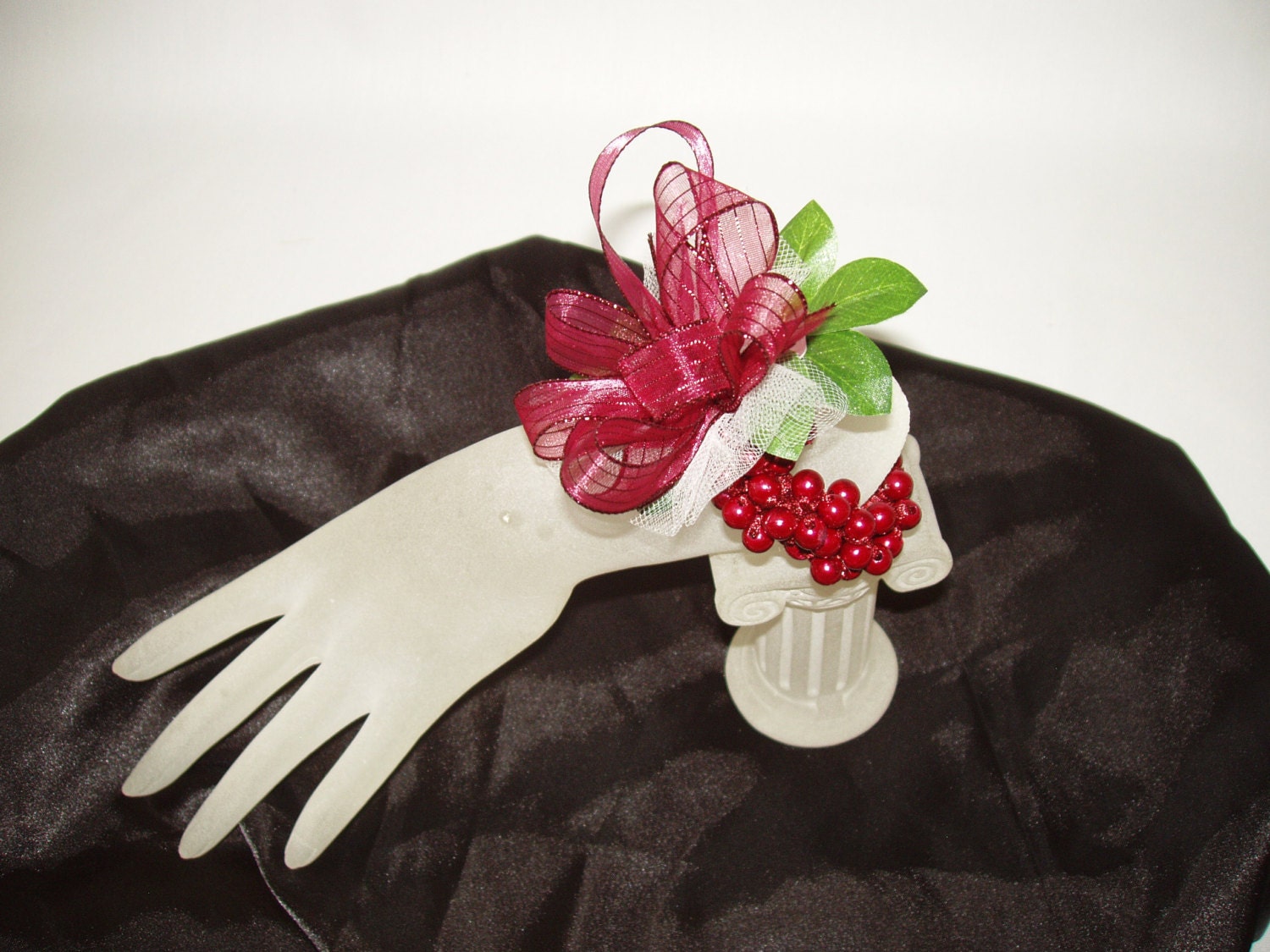 DIY CORSAGE BRACELETS Glue in Flowers Wrist Beaded Stretch