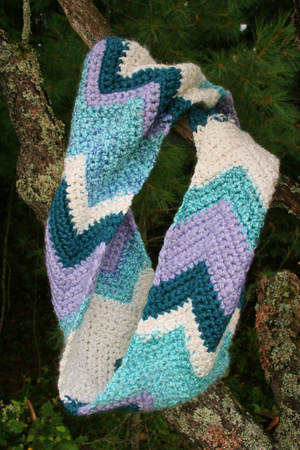 CHEVRON CROCHET PATTERN Easy Crochet Infinity Scarf Pattern