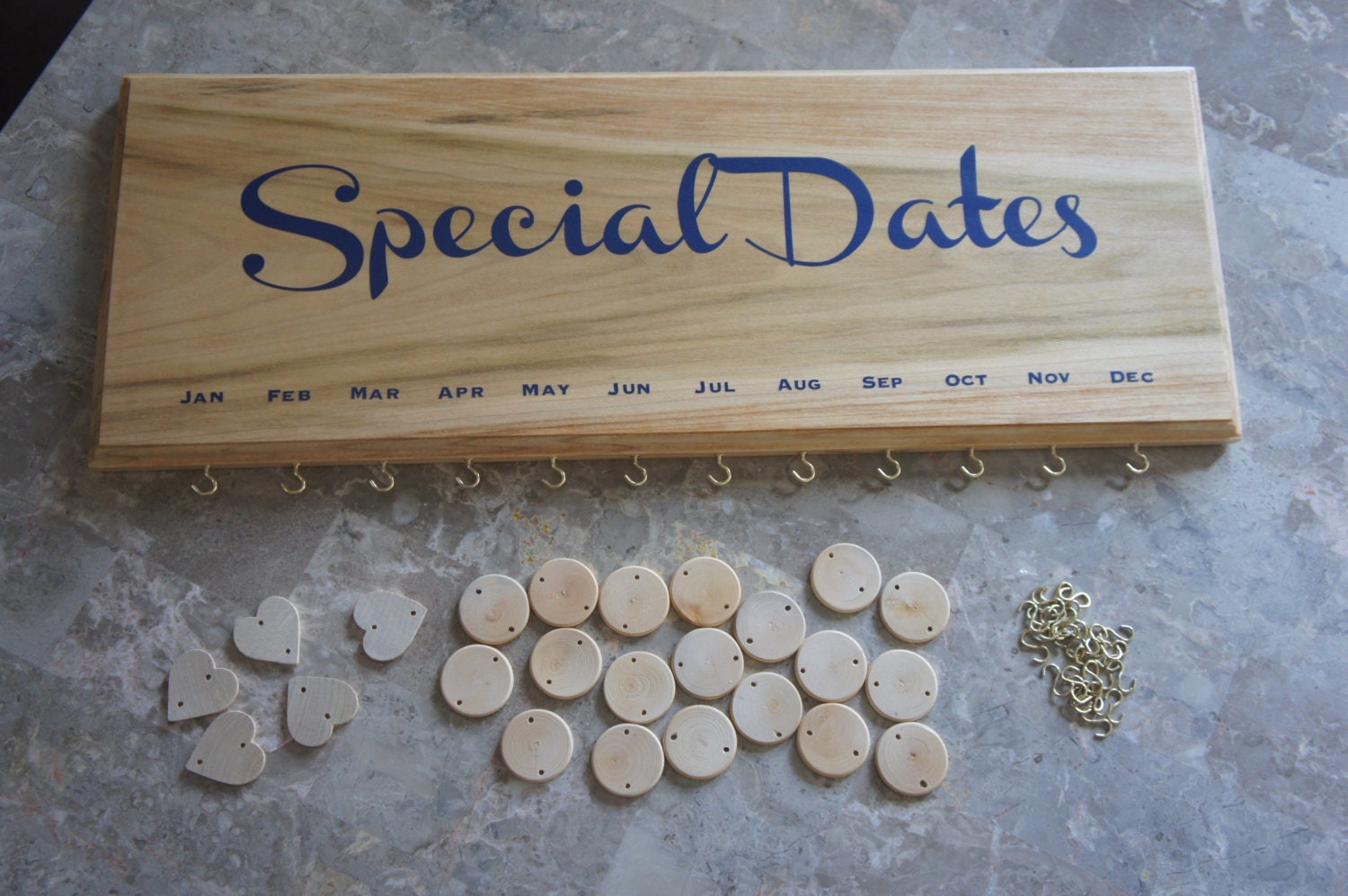 Special Dates Calendar Plaque Sign Plaque with 35 Tags for