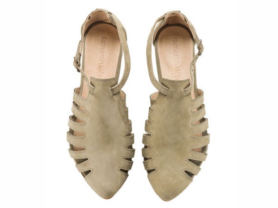 olive color sandals