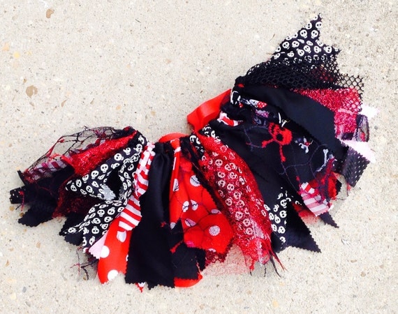 Pirate costume - Pirate Princess Tutu - cruise clothes, pirate Tutu, shabby chic fabric and tulle tutu skirt - Choose your size Il_570xn