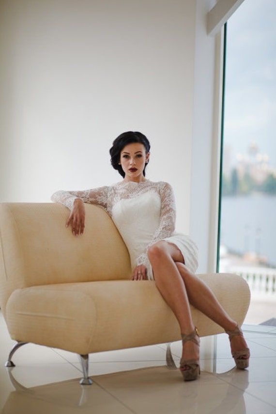 Fitted Style Short Wedding Dress with Long Lace Sleeves M38