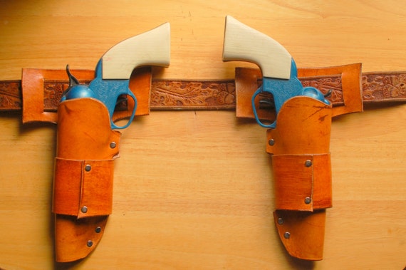 Authentic Kids Leather Holster Gun Set