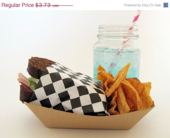 10% off - 25 LARGE Kraft Heavy Paper Food Tray for Parties, Showers or Wedding Il_570xn