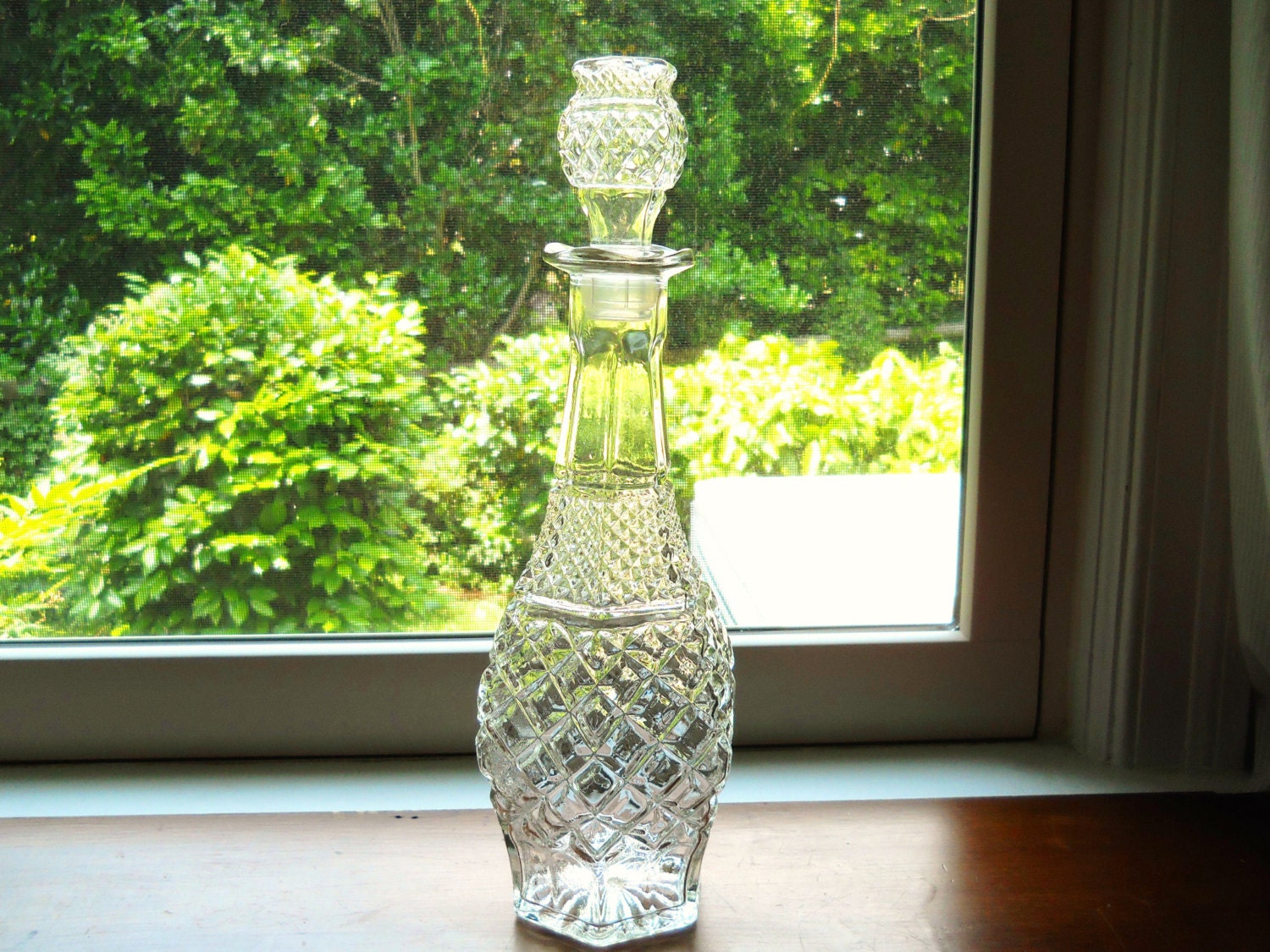 Vintage Pressed Glass Wine Decanter with Stopper Haute Juice