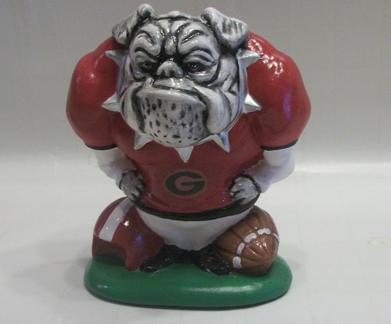 georgia bulldog garden statue