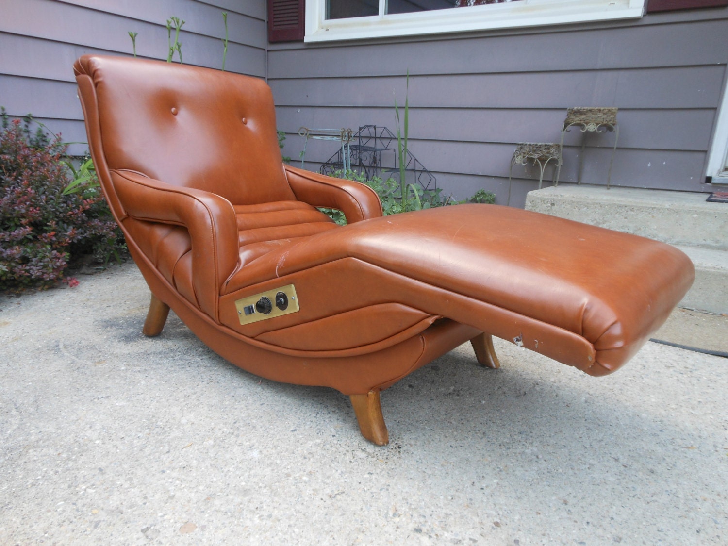 Vintage Danish Modern Contour Lounge Recliner Chair Mid