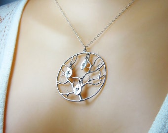 Family tree necklace Mother necklace Family jewelry Nana gift Tree of life necklace Family pendant Mothers pendant Family tree pendant N102